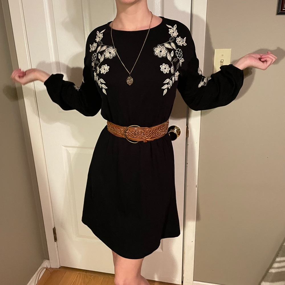 Topshop Black dress/white embroidered flowers, NWT